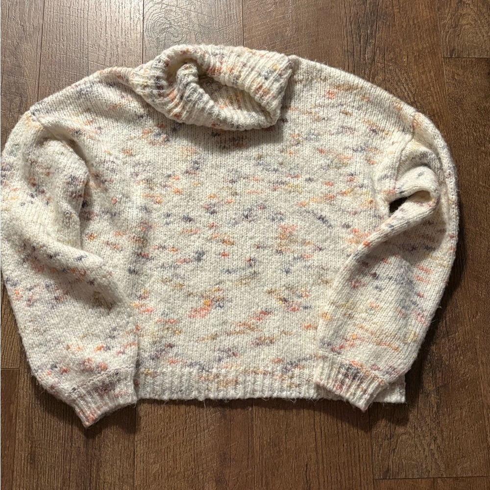 Jessica Simpson Cream Multicolor Turtleneck Sweater
